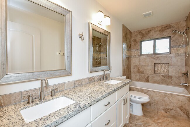 Building Photo - 5815 Dryad Dr