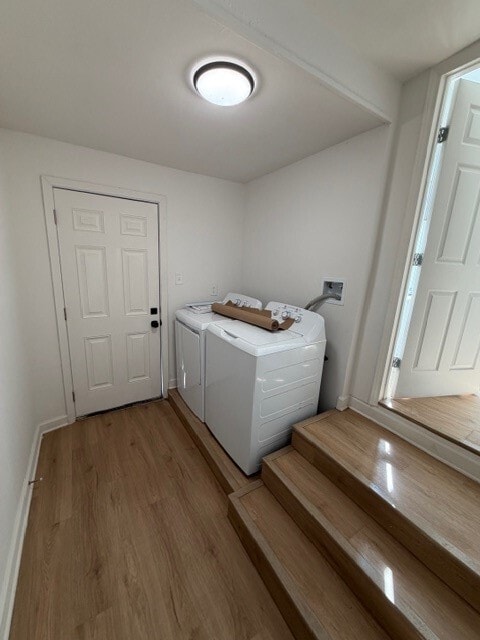 Building Photo - 326 E 1st St