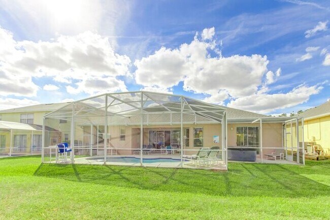 Building Photo - Beautiful Pool Home in Highlands Reserve golf community