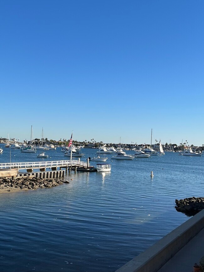 Building Photo - 109 Grand Canal