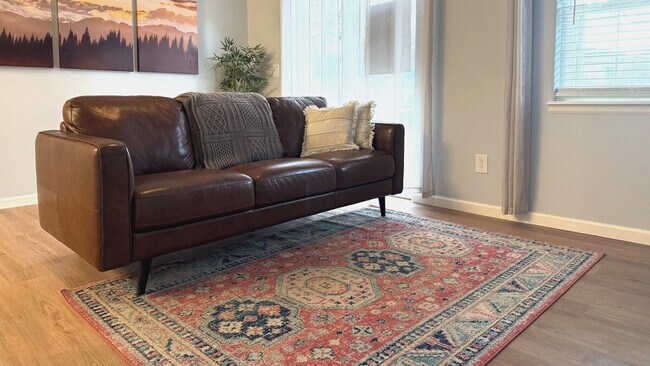 Primary Photo - 5401 N Pecos St