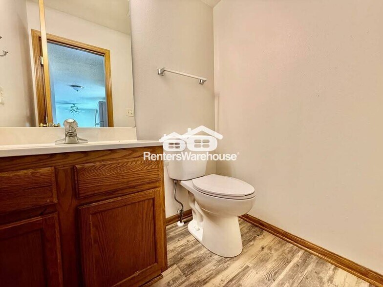 Building Photo - 3002 SE Grant St