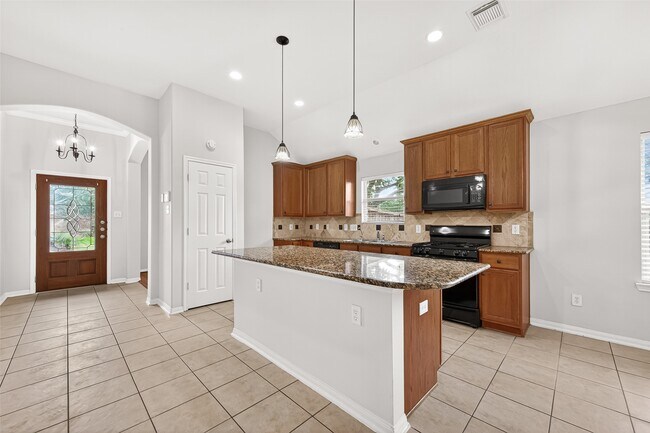Building Photo - 6030 Wildbriar Ln