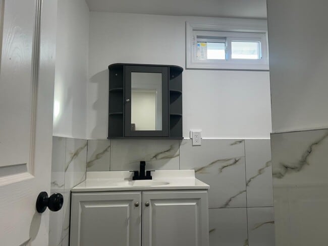 Building Photo - 222 W Patterson St