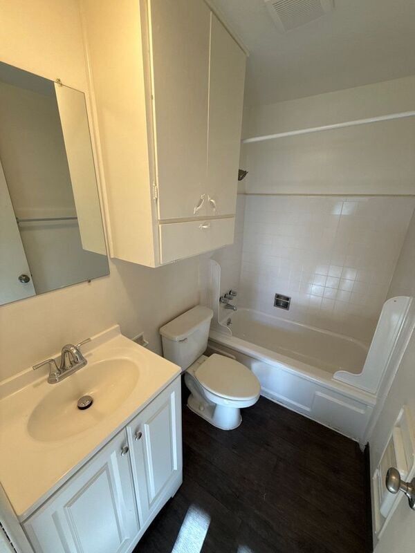 Building Photo - 580 Ford St SE