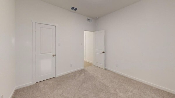Building Photo - 726 Madrono Dr