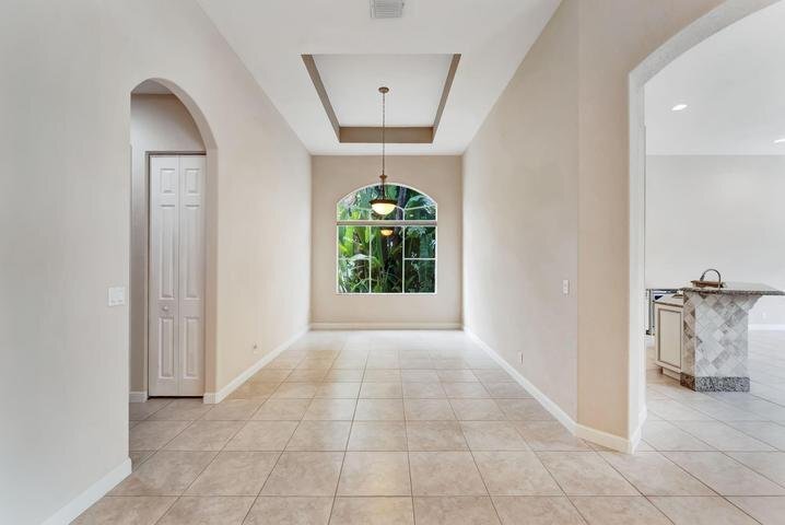 Building Photo - 8345 Pine Ln