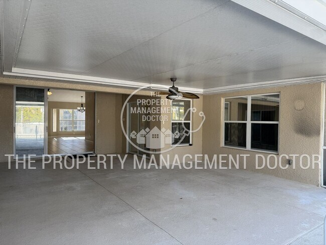 Building Photo - Stunning 4-Bedroom Pool Home with 3-Car Garage in North Port!