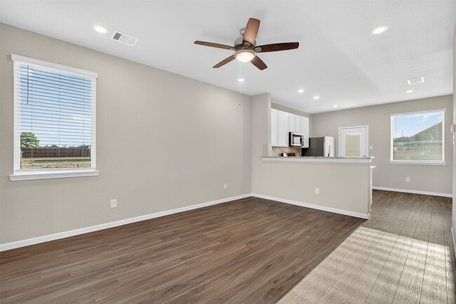 Building Photo - 15603 Agave Vly Trl