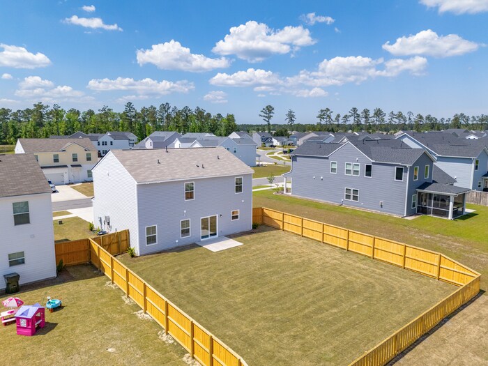 Building Photo - 169 Pine Crest View Dr