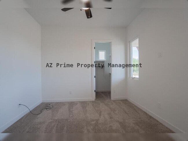 Building Photo - 4831 W Pearce Rd