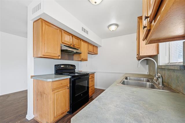 Building Photo - 3353 Westminster Dr