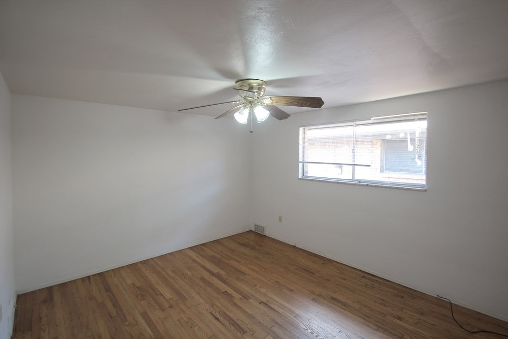 Building Photo - 408 South Ave