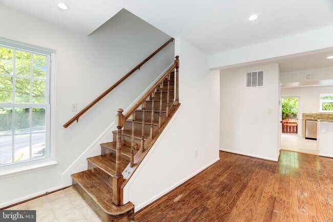 Building Photo - 2135 Derby Ridge Ln