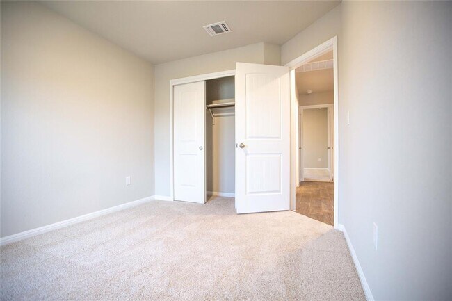 Building Photo - 1525 Arborside Dr
