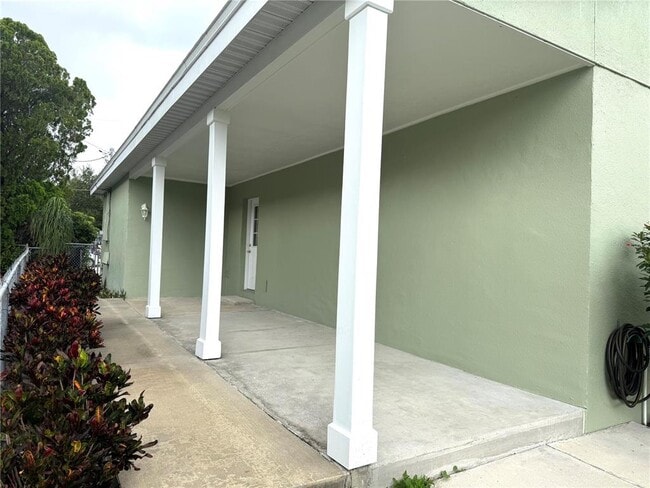 Building Photo - 3823 Martin St