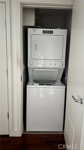 Building Photo - 3141 Michelson Dr