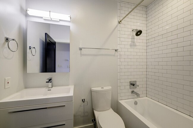 Building Photo - Modern Luxury 1BR/1BA in Petworth - UTILITIES INCLUDED!