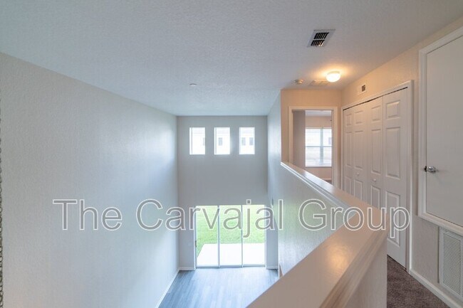 Building Photo - 1286 Shallcross Ave