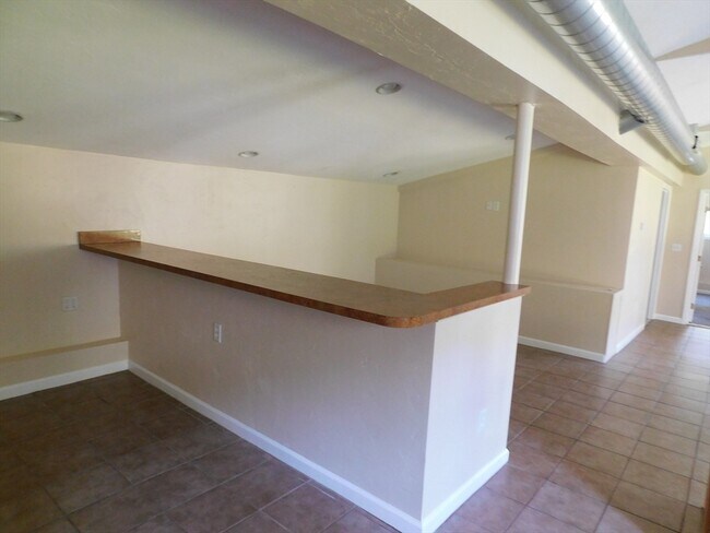 Building Photo - 250 Parkerville Rd