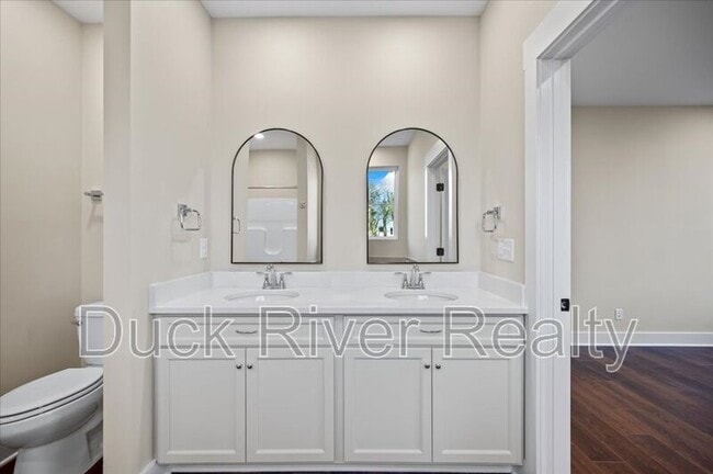 Building Photo - 119 Westover Dr