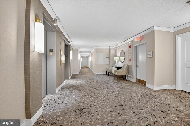 Building Photo - 4601 N Park Ave