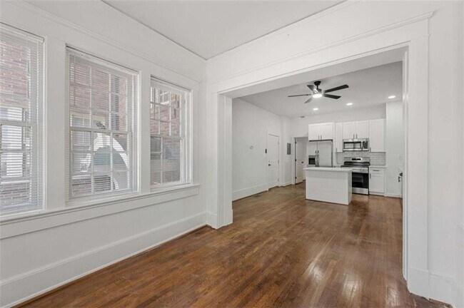 Building Photo - 360 Ponce De Leon Ave NE