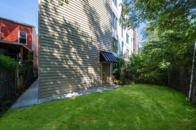 Building Photo - 67 Virginia Ave