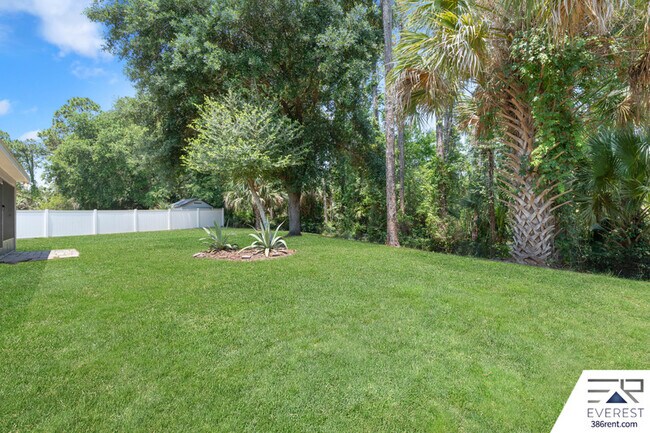 Building Photo - 25 Port Royal Dr