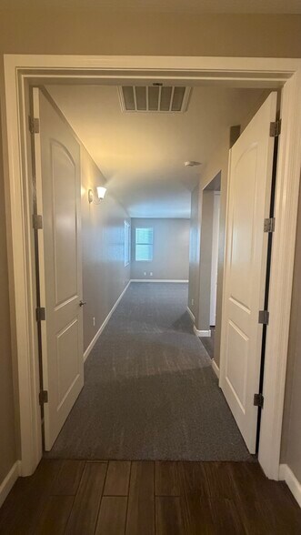 Building Photo - 13603 W Remuda Dr