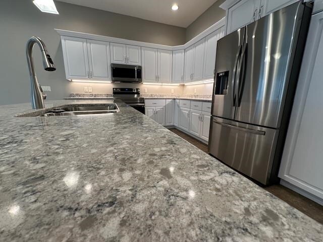 Building Photo - 3232 Plum Tree Ln