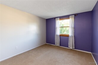 Building Photo - 39 Vermont Pl