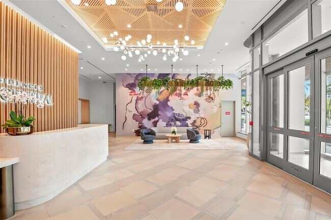 Building Photo - 400 Central Ave