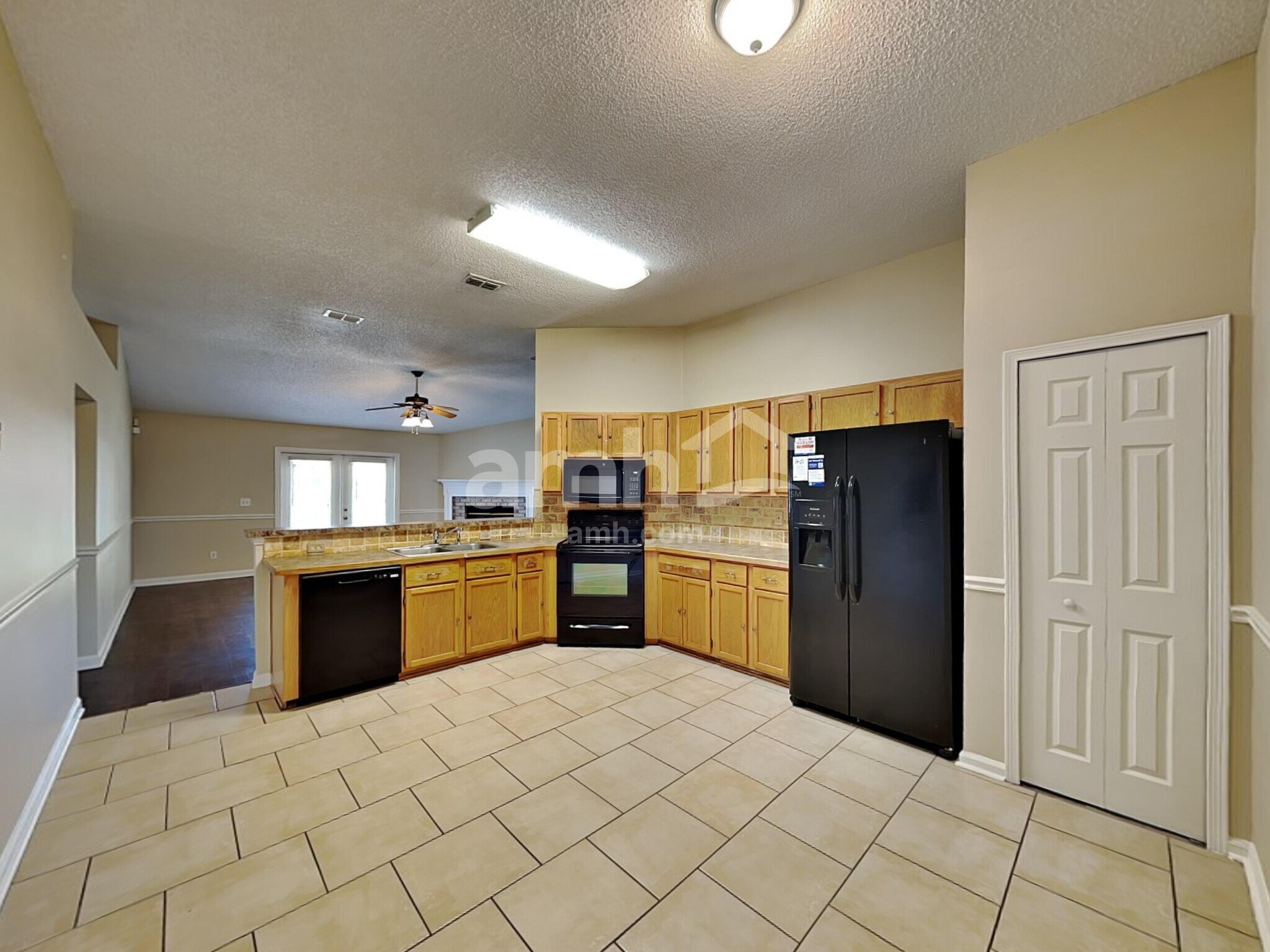 Building Photo - 3154 Fox Squirrel Dr