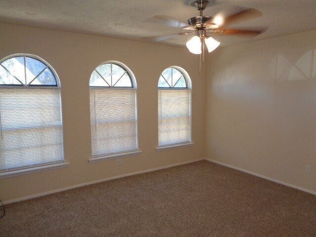 Building Photo - 8403 Windell Ln