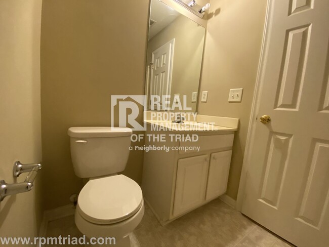 Building Photo - *Move In Special* Deacon Ridge Gated Commu...