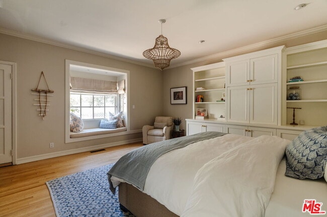 Building Photo - 231 S Thurston Ave