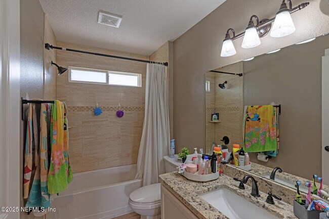 Building Photo - 3693 Lightview Ln