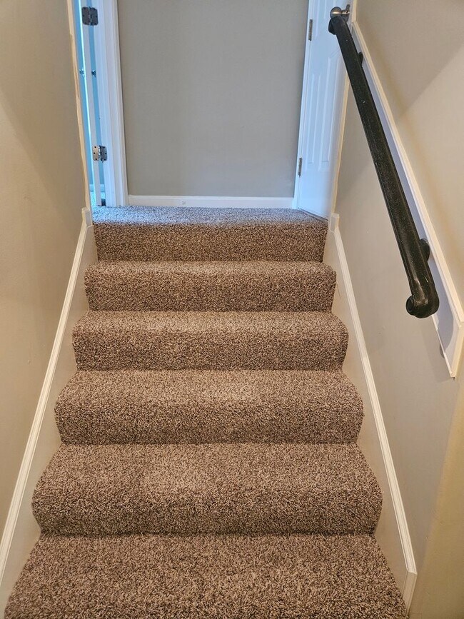 Building Photo - Available now!!