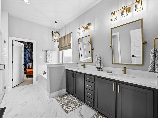 Building Photo - 2325 Offerande Dr