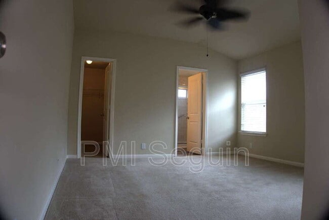 Building Photo - 111 Hoya Ln