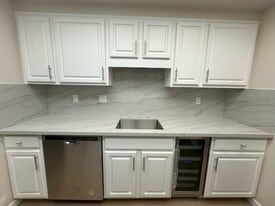 Building Photo - 977 El Camino Real