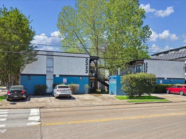 Primary Photo - 2322 Dunlavy St