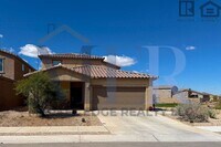 Building Photo - 4Bed/4Bath w/2 Car Gar-Tucson! $199 MOVE-I...