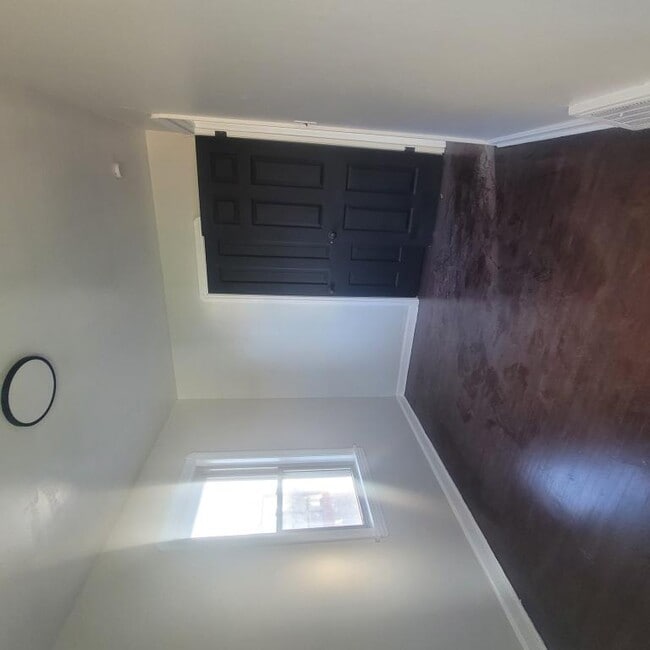 Building Photo - 13500 Crossburn Ave