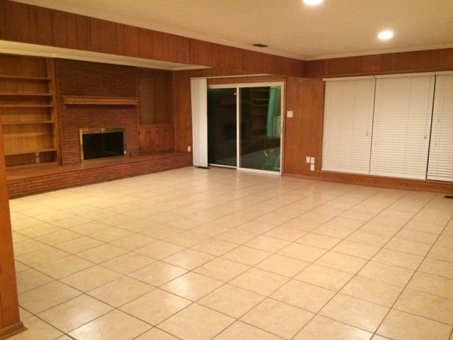 Building Photo - 106 Clark St