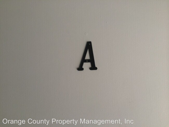 Building Photo - 714-718 W 20th St