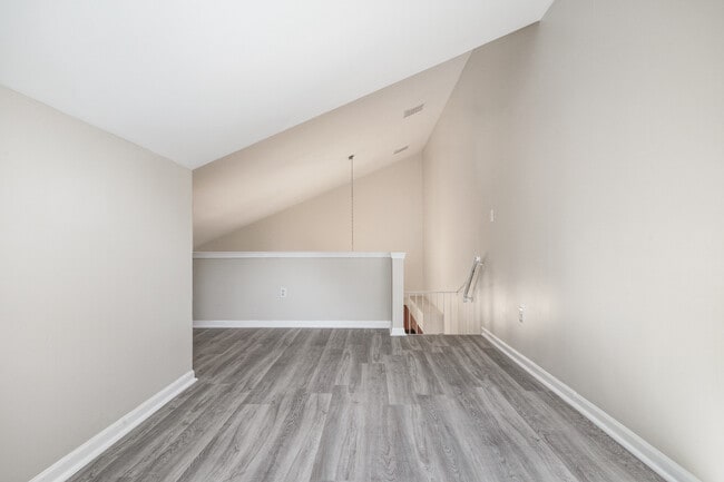 Building Photo - 1396 Tristram Cir