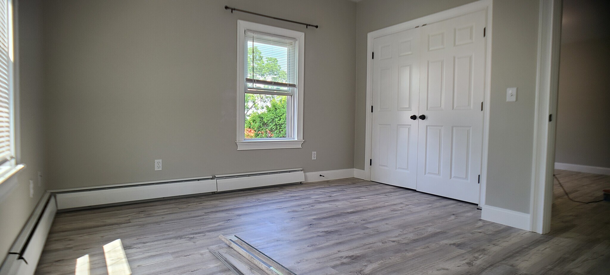Building Photo - 113 Maple Ave