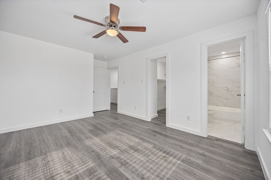Building Photo - 8220 Bigwood St